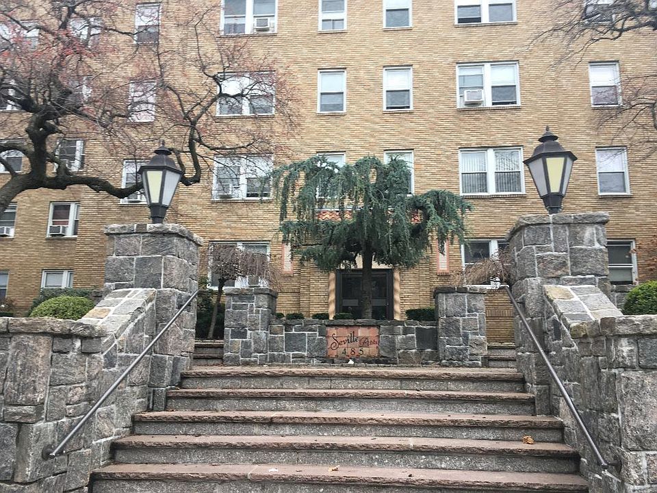 1st image of 483 Gramatan Ave #1Q