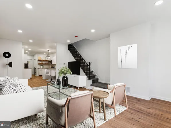 5431 Webster St, Philadelphia, PA 19143