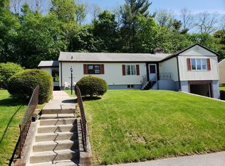 37 Zenith Dr, Worcester, MA 01602