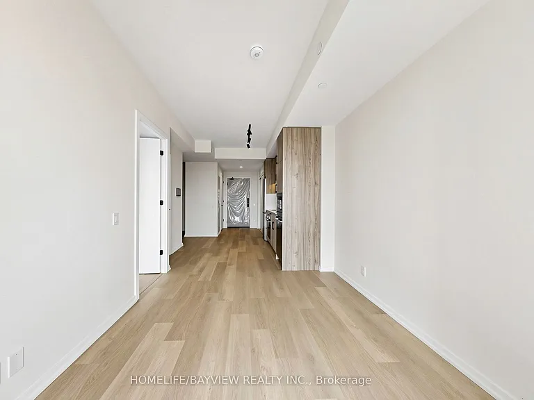 109 Erskine Ave #1706 — Photo 4