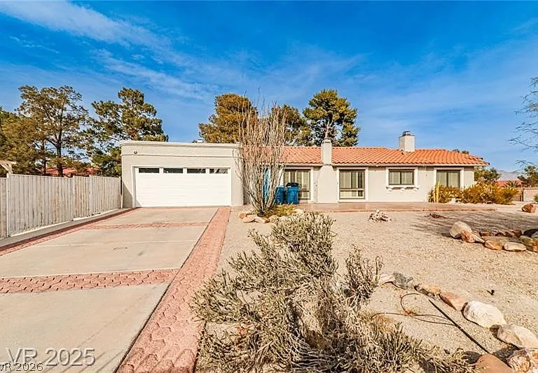 6315 N Park St — Photo 37