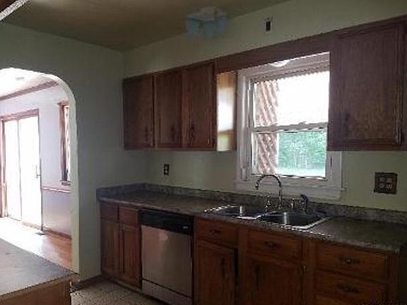 2nd image of 5151 Southview Dr