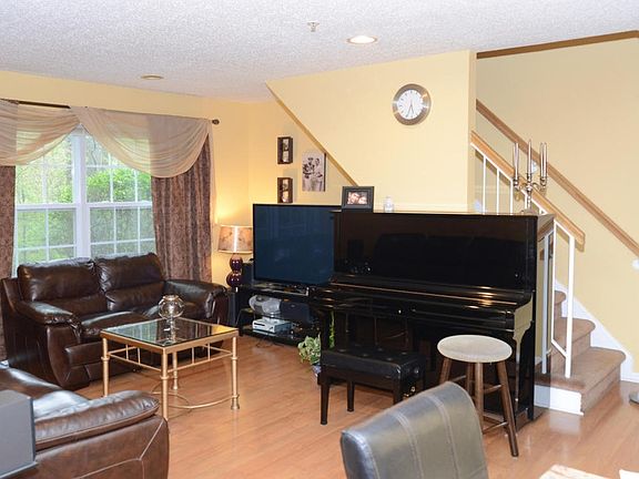 Leaving Room With Furniture