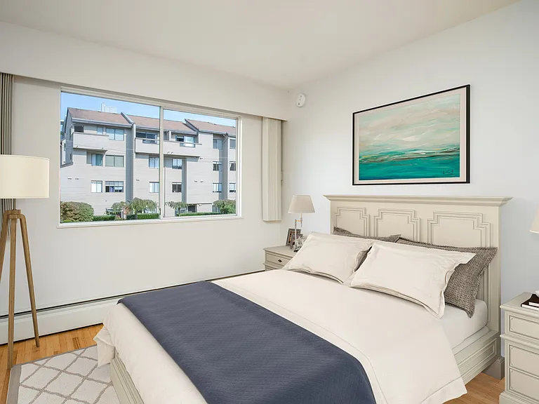 1370 Clyde Ave #305 — Photo 9