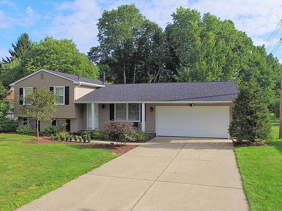 2nd image of 4102 Greenmont Dr SE