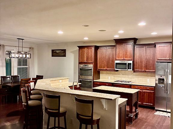 5th image of 367 Ellenwood Dr