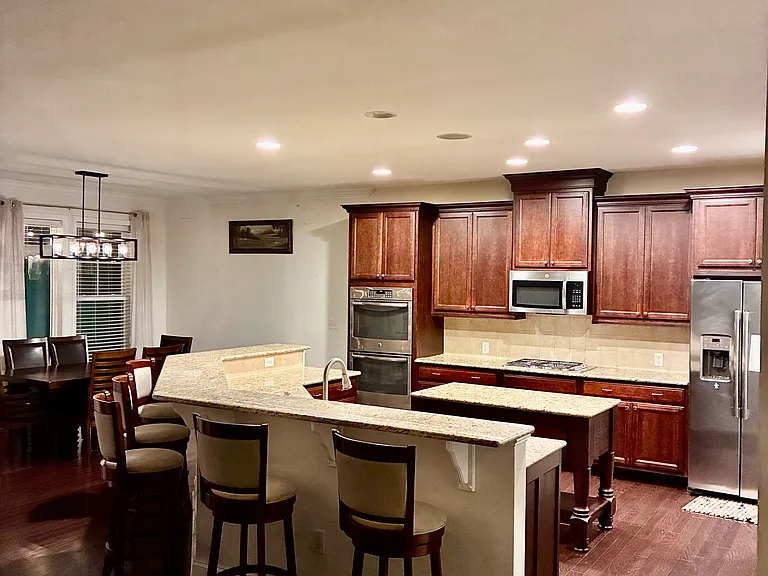367 Ellenwood Dr — Photo 5