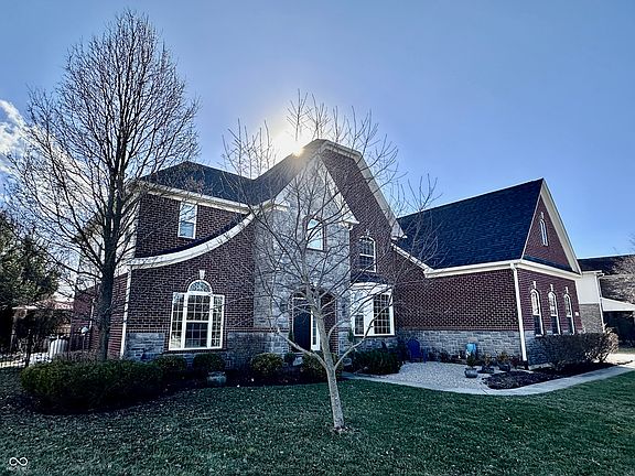 2nd image of 7173 Bellini Ln