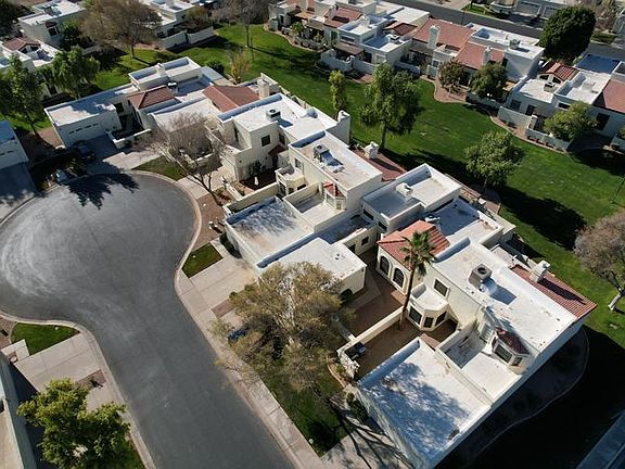 3rd image of 7706 S Taylor Dr