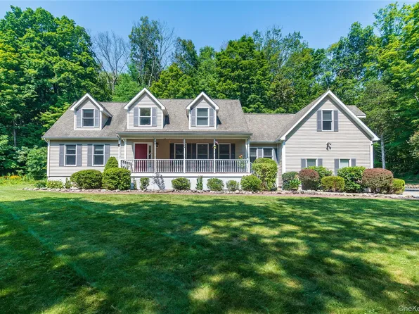 129 Barkit Kennel Road, Pleasant Valley, NY 12569