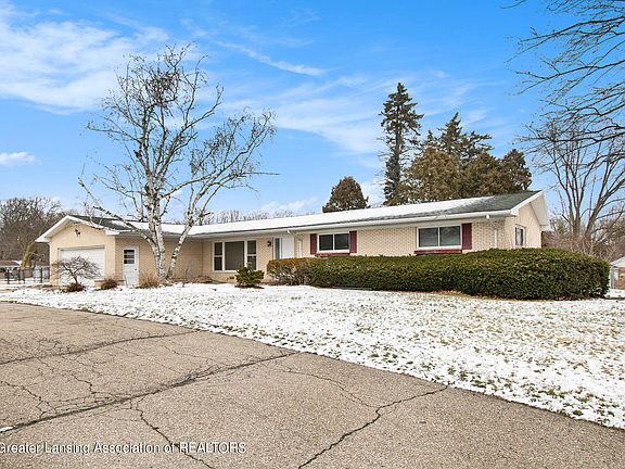 4th image of 4024 Mar Moor Dr