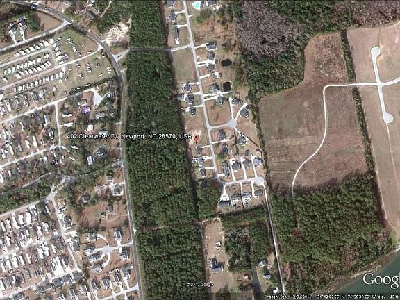 2nd image of 402 Clear Water Dr