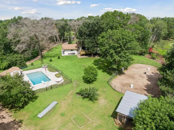 25579 Kettle River Blvd, Wyoming, MN 55092