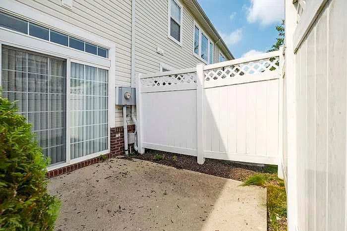 10899 Perry Pear Dr — Photo 25