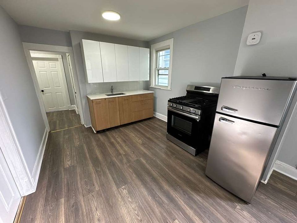 1st image of 448 3rd Ave #2A