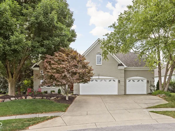 9079 Crystal Lake Dr, Indianapolis, IN 46240