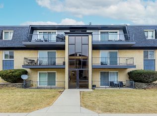 11128 S 84th Ave APT 2B, Palos Hills, IL 60465