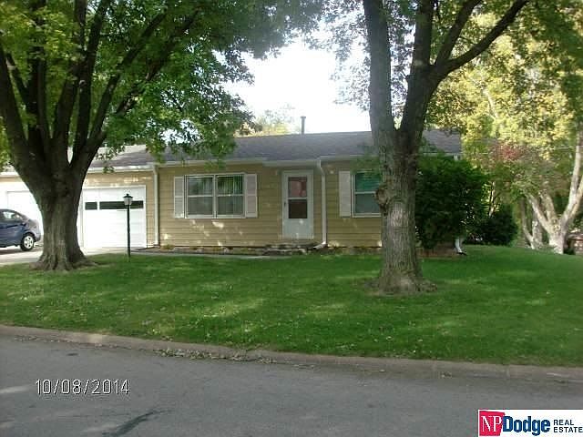 1st image of 7504 S 41st Ave