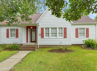 750 W 13th St, Laurel, MS 39440