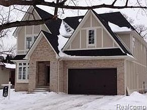 2nd image of 3215 Warick Rd