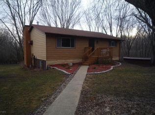 647 Stagecoach Rd, Mantorville, MN 55955
