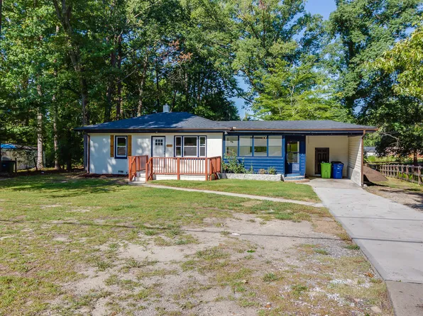 556 Rose Ln, Raleigh, NC 27610
