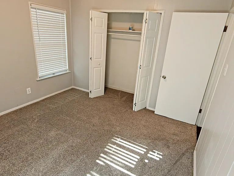 4800 Sabelle Ln — Photo 11