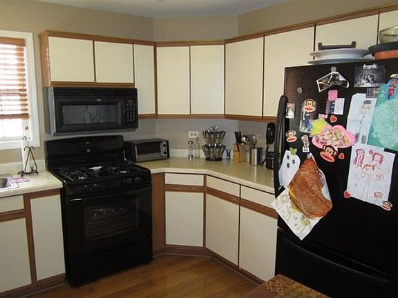 4th image of 216 Winnsboro Ct Unit C