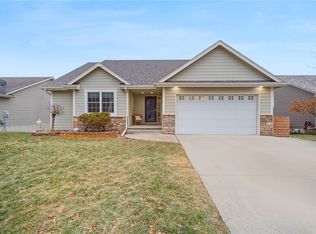 4824 Sawyers Dr, Des Moines, IA 50310