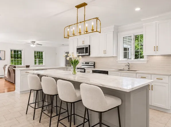 276 High St, Winchester, MA 01890