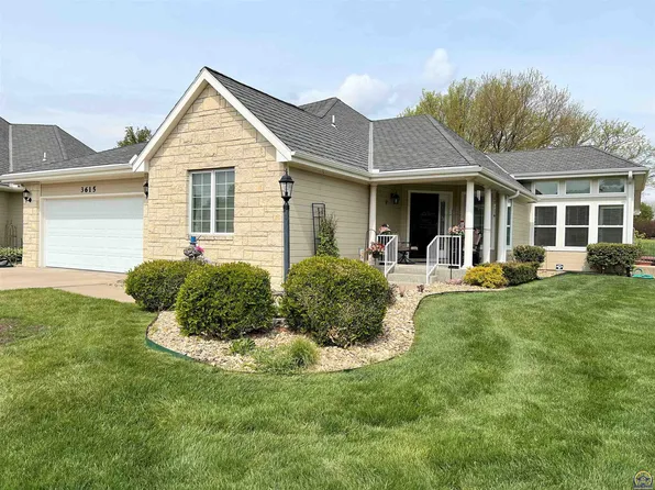 3615 SW Spring Creek Ct, Topeka, KS 66614