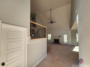 2000 Willow Creek Dr, Watkinsville, GA 30677