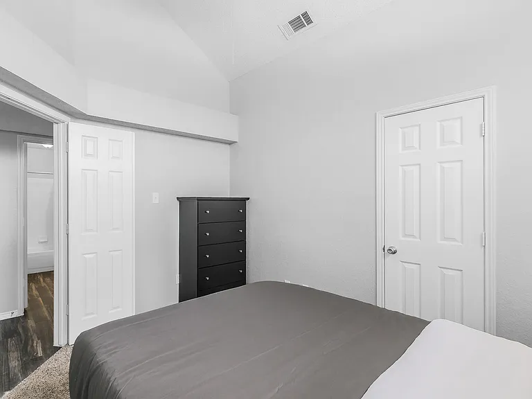 7850 Shield Rd — Photo 30