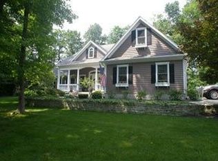 186 Lakeshore Dr, Batesville, IN 47006