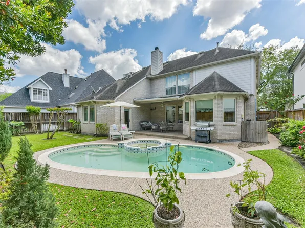 5346 Navarro St, Houston, TX 77056