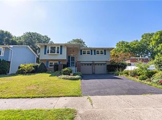 2424 W Livingston St, Allentown, PA 18104