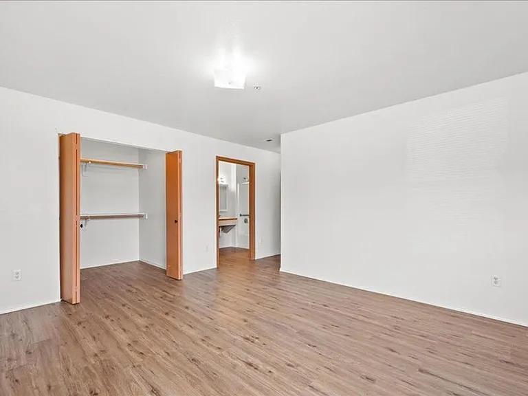 6005I Chapel Hill Blvd #I-102 — Photo 10
