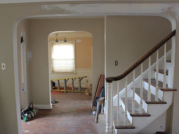 5th image of 4215 Bishop St