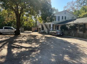 1019 C Monticello, 2 br / 1.0 ba, $995