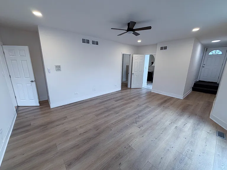 3619 S Giles Ave #3 — Photo 13