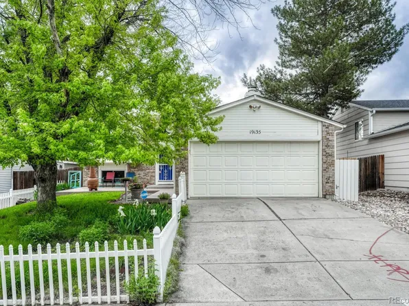 19135 E Oxford Drive, Aurora, CO 80013