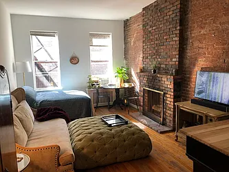 Rented by CNYC Apartments