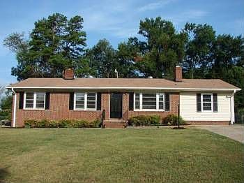 1st image of 210 Bear Dr