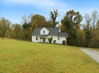 301 Brown St, Thomasville, NC 27360