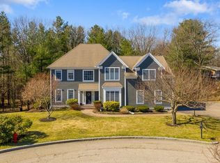 9 Bear Hill Rd, Natick, MA 01760