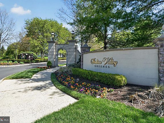 2nd image of 285 Country Club Dr