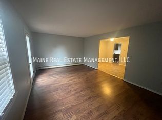 411 Old County Rd APT 7, Hampden, ME 04444