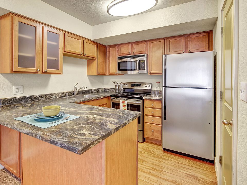 City View Apartments - Kitchen