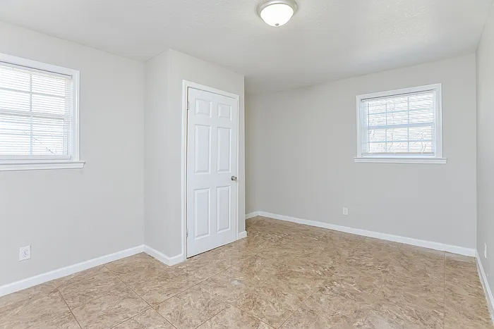 5202 Park Ave — Photo 9