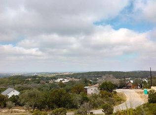 560 Ledgeview Dr, Canyon Lake, TX 78133